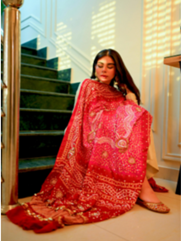 RED & PINK CHUNRI